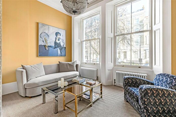 1 Bedroom Apartment For Sale In Redcliffe Gardens, Chelsea, London, SW10