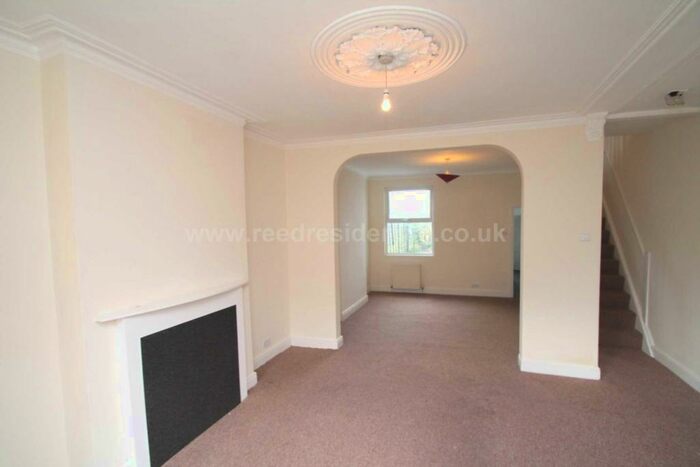 3 Bedroom End Of Terrace House To Rent In Northumberland Avenue, Southend On Sea, SS1