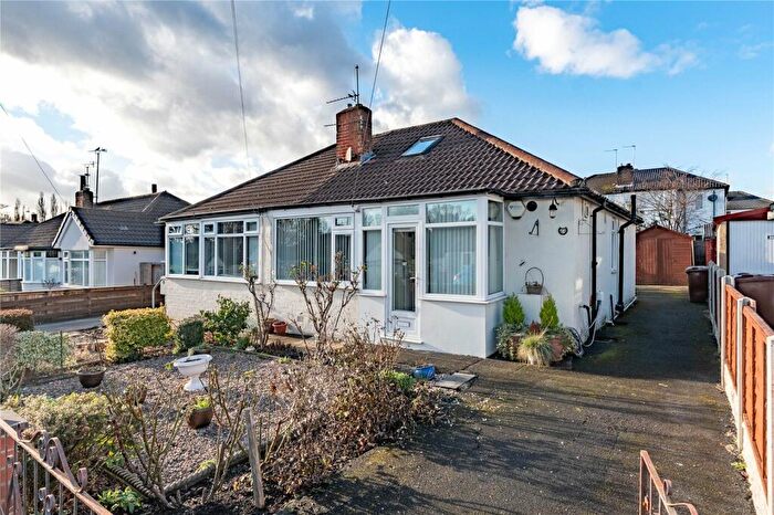 1 Bedroom Bungalow For Sale In Vesper Gardens, Kirkstall, Leeds, LS5