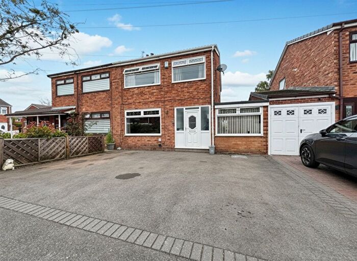 3 Bedroom Semi Detached House For Sale In Weaver Avenue, Burscough, L40