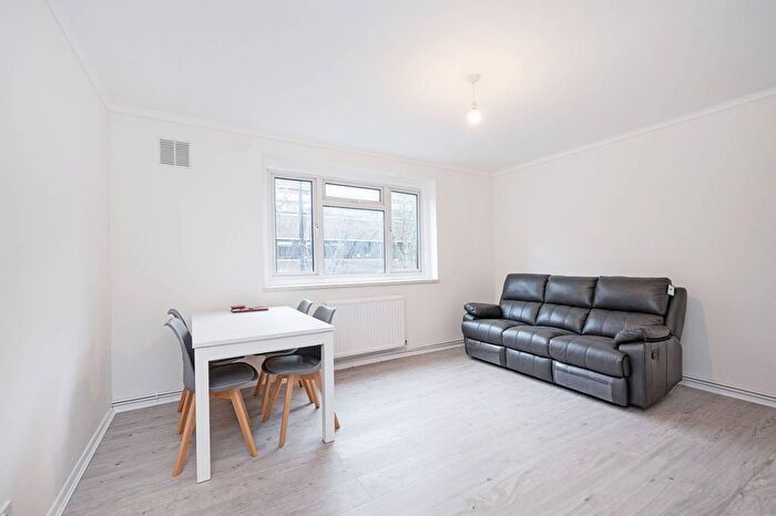 2 Bedroom Flat To Rent In Wynyatt Street, Clerkenwell, London, EC1V