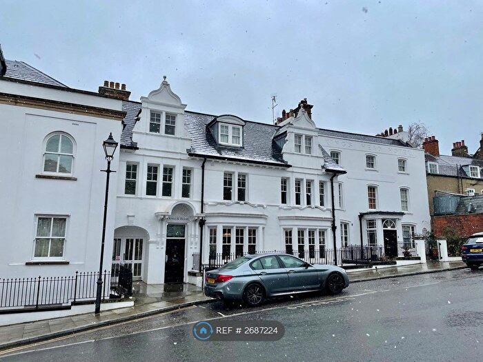 2 Bedroom Flat To Rent In Harrow On The Hill, London, HA2