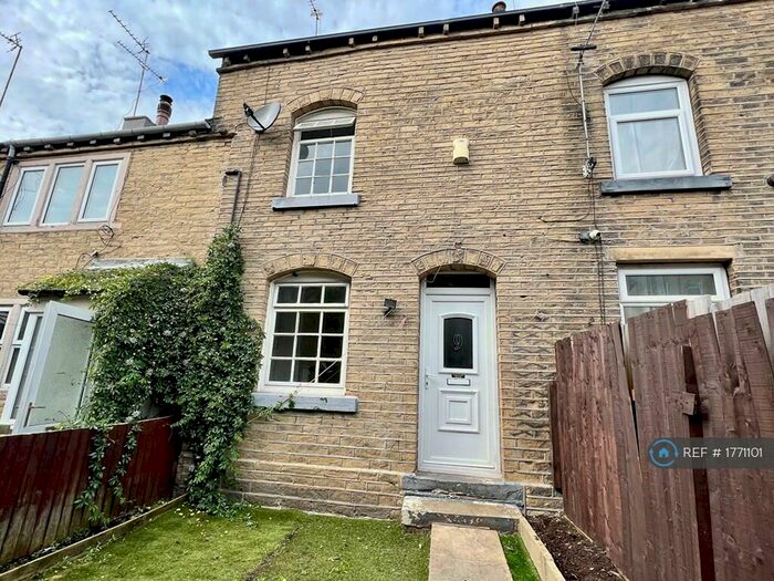 2 Bedroom Terraced House To Rent In Tofts Grove Place, Brighouse, HD6