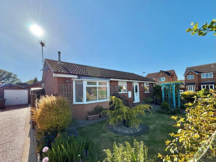 2 Bedroom Detached Bungalow For Sale In Norwood Drive, Brierley, Barnsley, S72