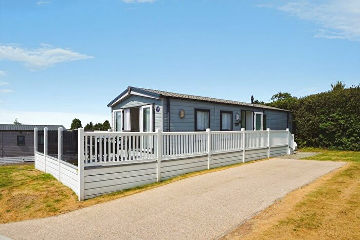 2 Bedroom Property For Sale In Tregoad Holiday Park, Looe, Cornwall, PL13