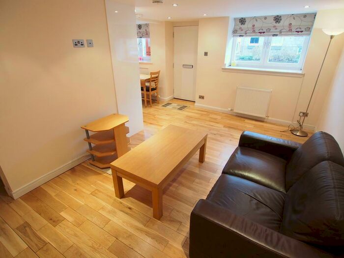 1 Bedroom End Of Terrace House To Rent In Spital, Aberdeen, AB24