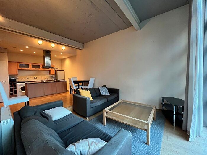 2 Bedroom Flat To Rent In Worsley Street, Manchester, M15