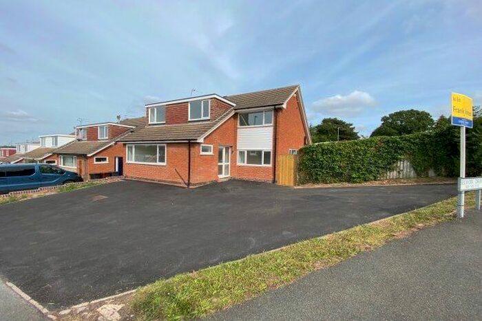 4 Bedroom Property To Rent In Belvoir Drive, Loughborough, LE11