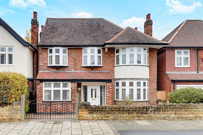 5 Bedroom Detached House For Sale In Patterdale Road, Woodthorpe, Nottinghamshire, NG5