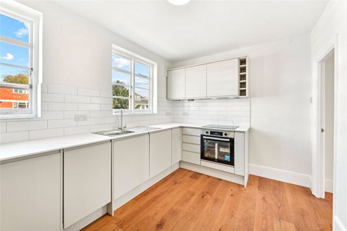 1 Bedroom Flat To Rent In Hartington Road, London, W4