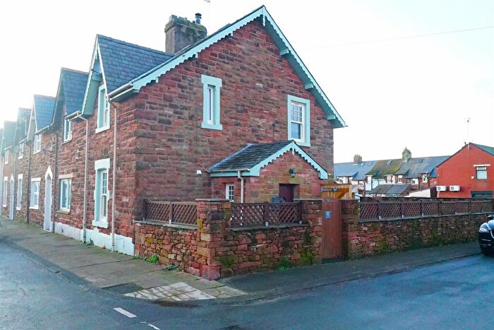 2 Bedroom End Of Terrace House For Sale In South Row, Barrow-In-Furness, LA13