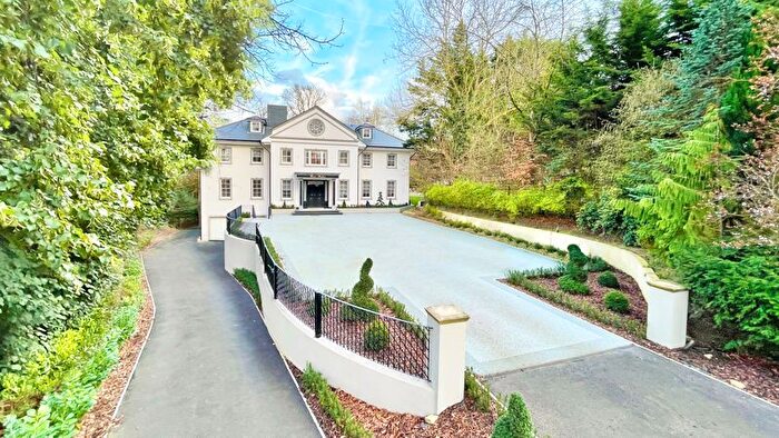 9 Bedroom Detached House For Sale In Rasehill Close, Rickmansworth, WD3