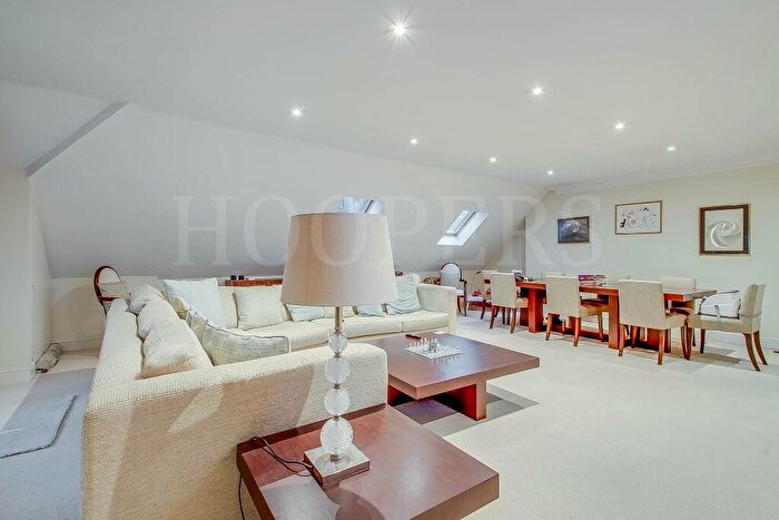 2 Bedroom Apartment For Sale In Westfield Park, Hatch End, Pinner, HA5