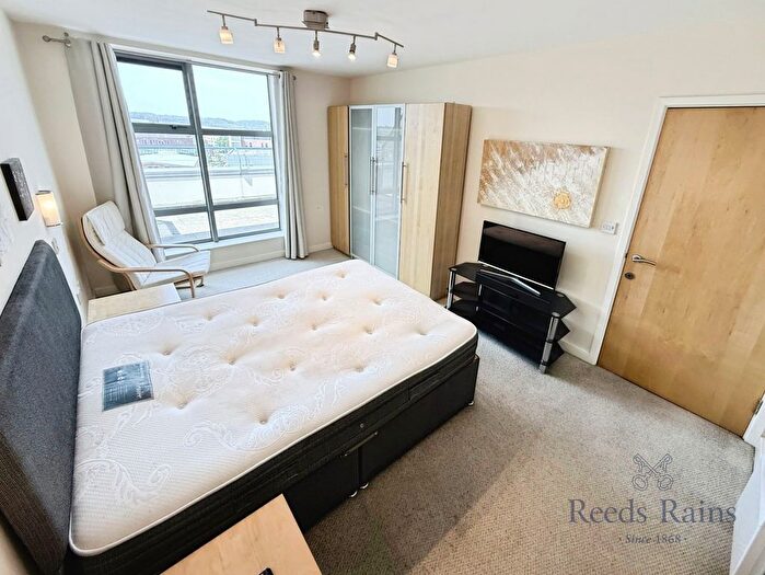 2 Bedroom Flat To Rent In Brunswick Court, Newcastle, Staffordshire, ST5