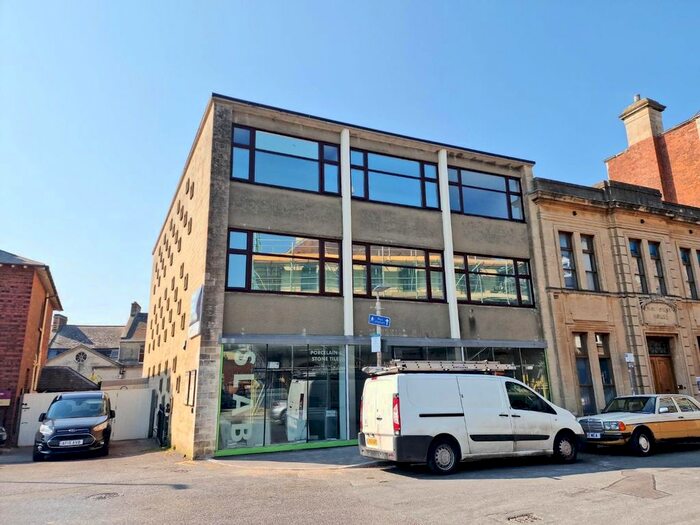 2 Bedroom Flat To Rent In Imperial House, Station Road, Stroud, GL5