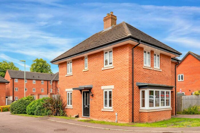 3 Bedroom Detached House To Rent In John Clare Close, Oakham, LE15