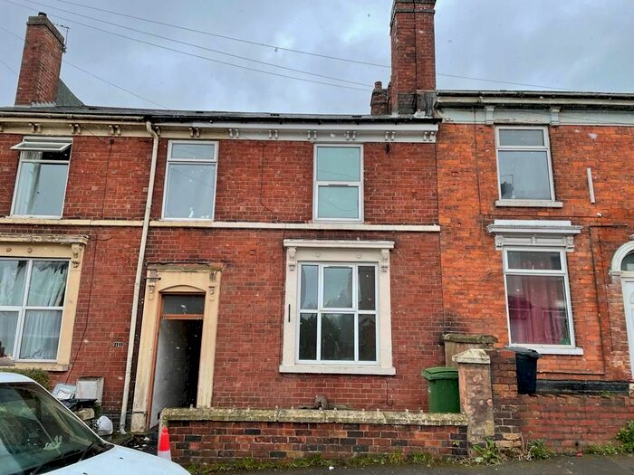 3 Bedroom Terraced House To Rent In Bourne Street, Dudley, DY2