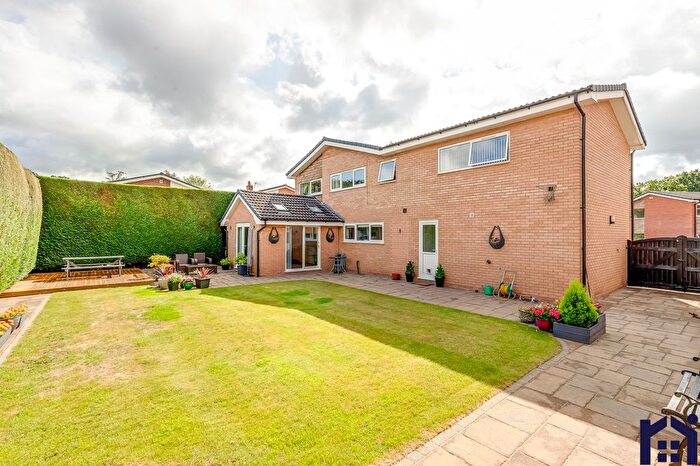6 Bedroom Detached House For Sale In Firbank, Euxton, PR7