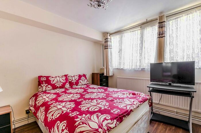 4 Bedroom Maisonette To Rent In Finborough Road, Chelsea, London, SW10