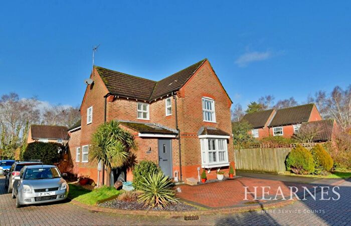 4 Bedroom Detached House For Sale In Everdene Close, Ferndown, BH22