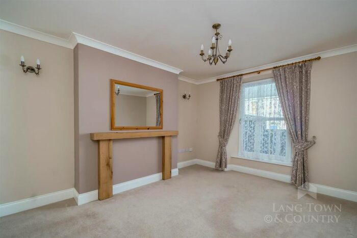 2 Bedroom Flat To Rent In Pasley Street, Stoke, Plymouth, PL2