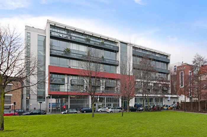 2 Bedroom Flat To Rent In Union Wharf, N1
