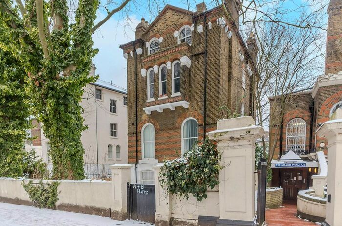 4 Bedroom Maisonette To Rent In Highbury New Park, Islington, London, N5
