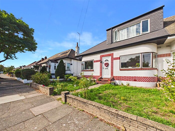 3 Bedroom Bungalow To Rent In Rosecroft Gardens, Twickenham, TW2