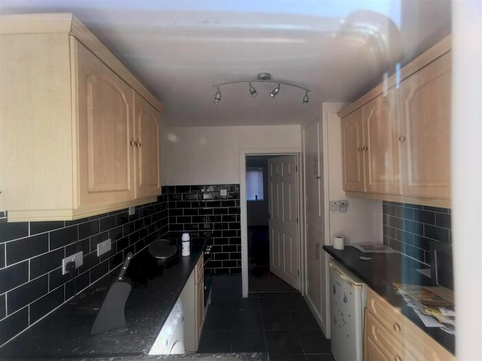 2 Bedroom Flat To Rent In Chester Road, Streetly, Sutton Coldfield, B74