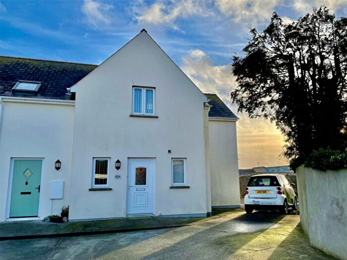 Semi-Detached House To Rent In Portfield, Haverfordwest, Pembrokeshire, SA61