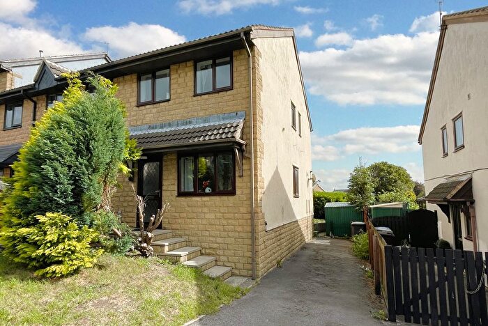 3 Bedroom Semi-Detached House For Sale In Caister Avenue, Chapeltown, Sheffield, S35