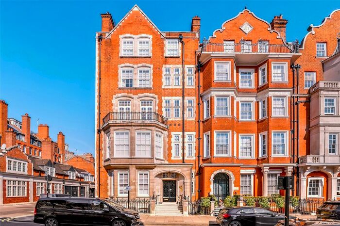 2 Bedroom Flat To Rent In Aldford Street, Mayfair, W1K