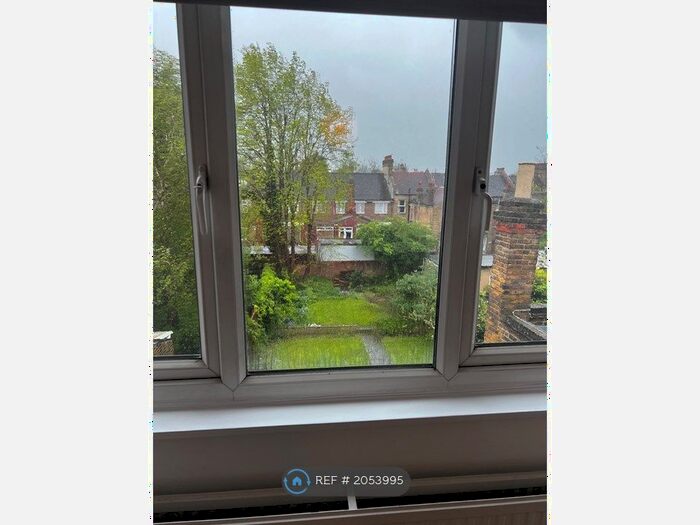 1 Bedroom Flat To Rent In Catford, London, SE6
