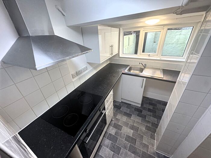 1 Bedroom Flat To Rent In St. Michaels Road, Bournemouth, BH2