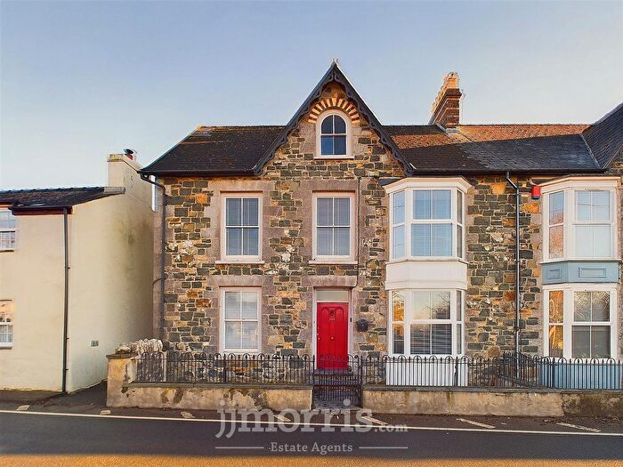 5 Bedroom Semi-Detached House For Sale In Ashgrove, Dinas Cross, Newport, SA42