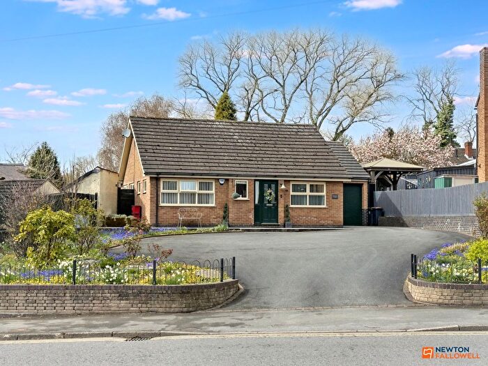 4 Bedroom Bungalow For Sale In Station Road, Hugglescote, LE67