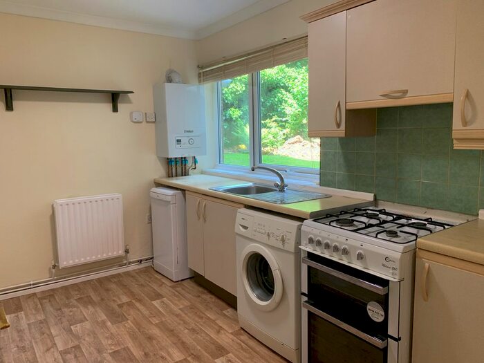 2 Bedroom Flat To Rent In Fountside, Sheffield S7