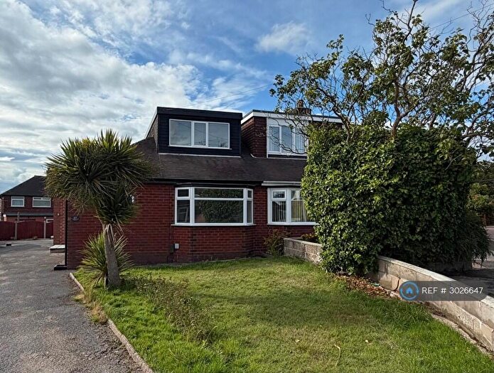 3 Bedroom Bungalow To Rent In Carlos Place, Newcastle, ST5