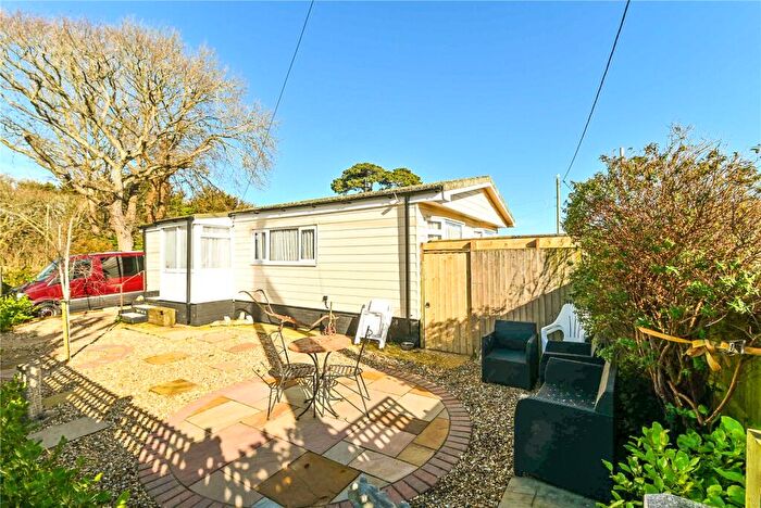 2 Bedroom Park Home For Sale In The Cul De Sac, Naish Estate, Barton On Sea, Hampshire, BH25