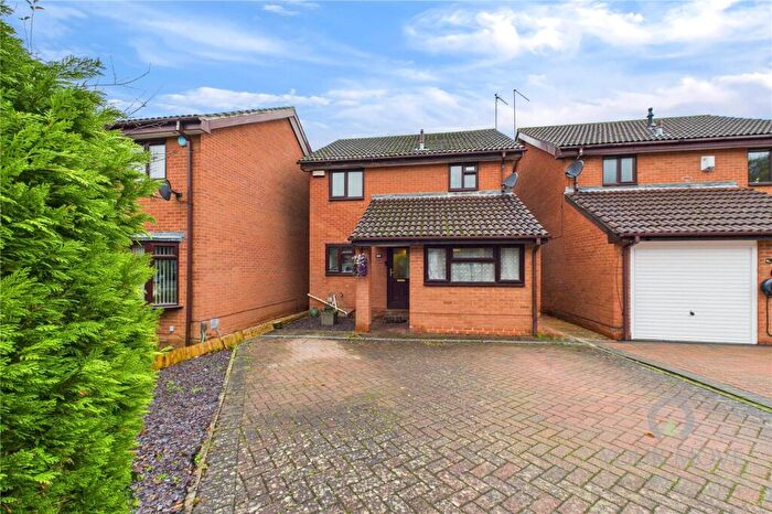 3 Bedroom Detached House For Sale In Wardlow Close, West Hunsbury, Northampton, NN4