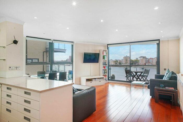 2 Bedroom Flat For Sale In Westferry Road, London, E14