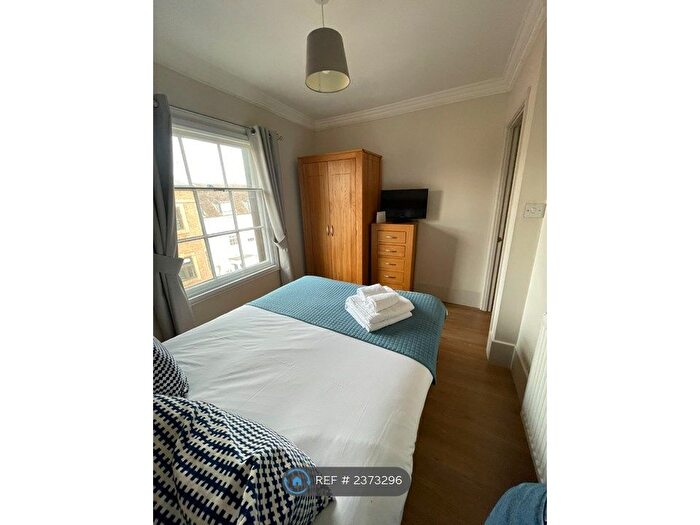 1 Bedroom Flat To Rent In Francis Druett House, Newbury, RG14