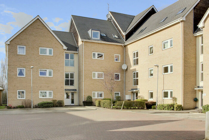 2 Bedroom Apartment To Rent In Linton Close, Eaton Socon, PE19