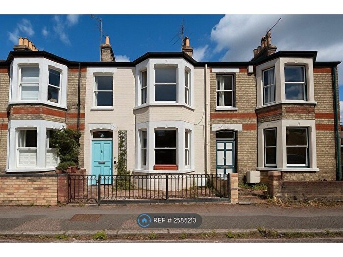 2 Bedroom Terraced House To Rent In Hertford Street, Cambridge, CB4