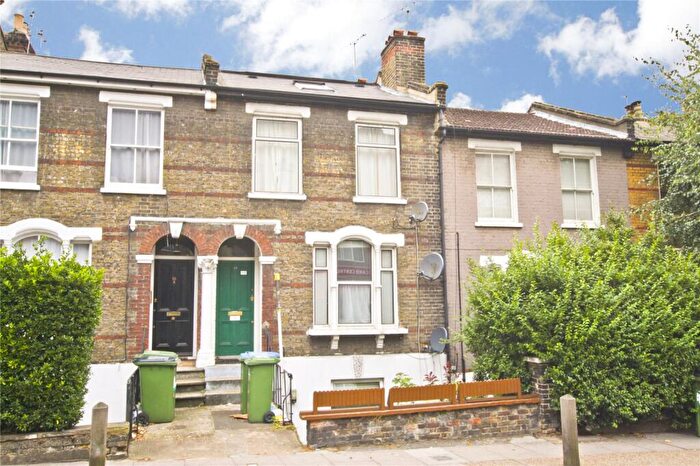 2 Bedroom Apartment For Sale In Charlton Church Lane, Charlton, SE7