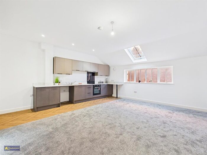 1 Bedroom Flat To Rent In Hull Lighting Chapel Lane, Hull, HU1