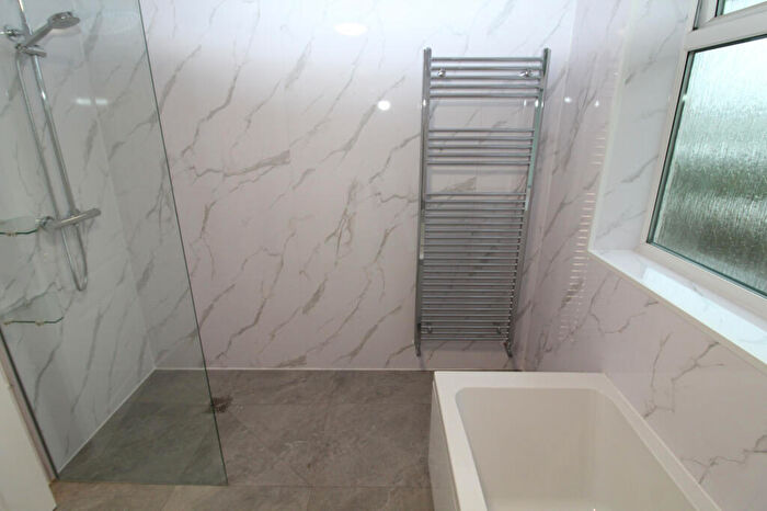 2 Bedroom Bungalow To Rent In Allt Goch, Trefnant, St. Asaph, Denbighshire, LL17