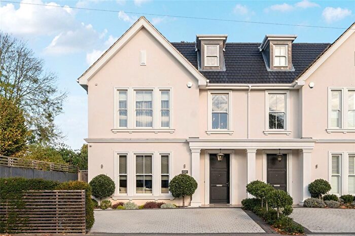 4 Bedroom Semi Detached House For Sale In Weston Avenue, Thames Ditton, KT7