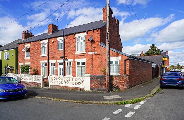 5 Bedroom Semi Detached House For Sale In School Board Lane, Chesterfield, S40