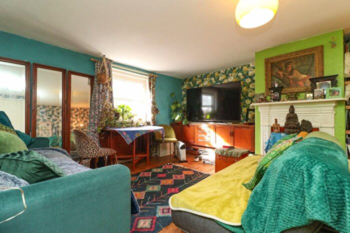 1 Bedroom Flat For Sale In Duke Street, Margate Old Town, CT9